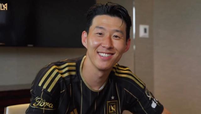 孙兴慜表示, 万美元