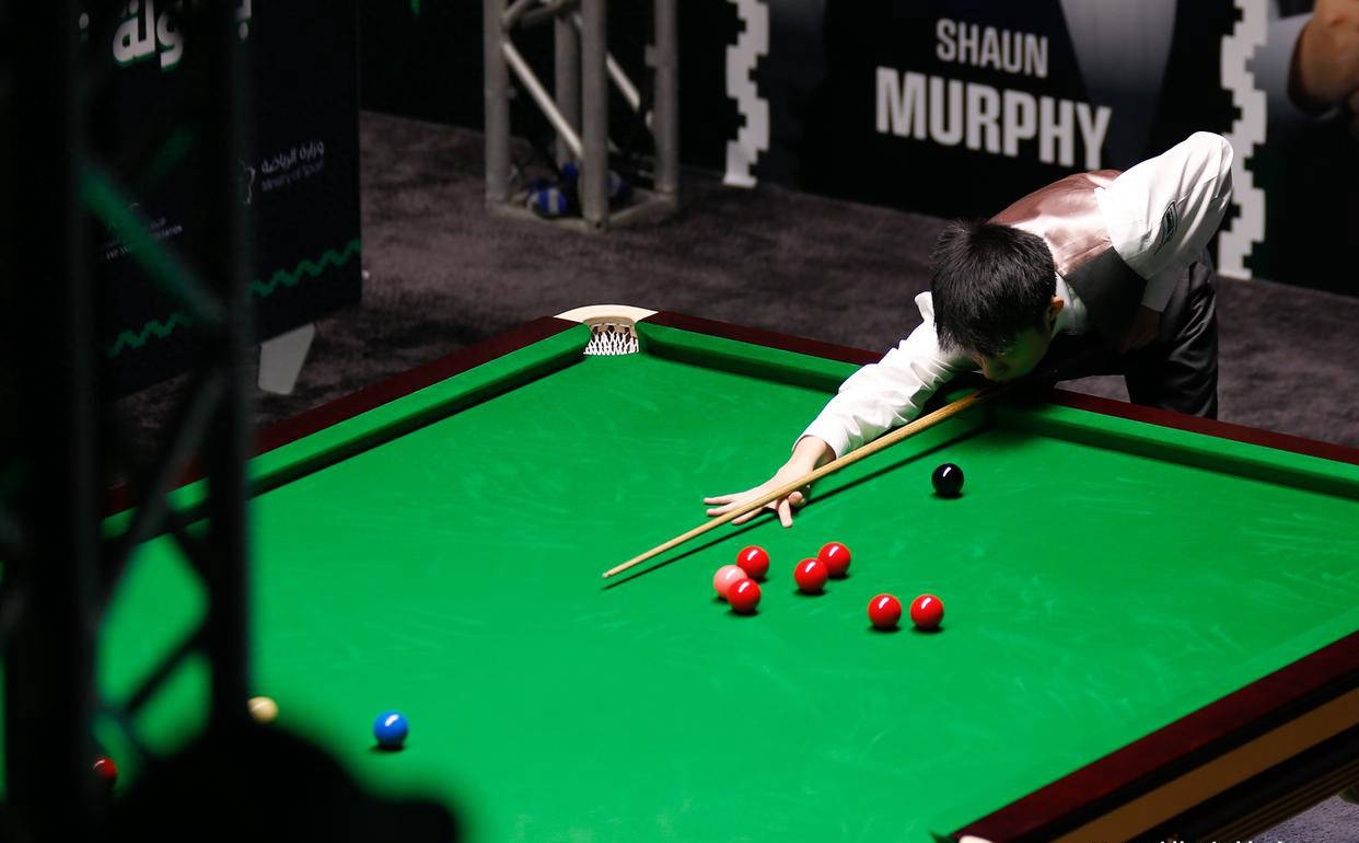 在比赛中一, align