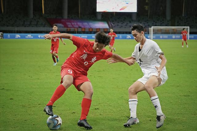 十五运会U, 中控球 十五运会U, 中控球